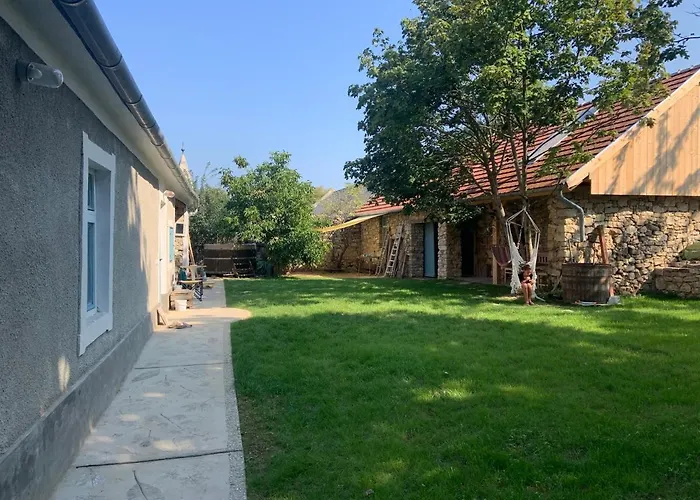 Dejavu Haz Holiday home Szentantalfa